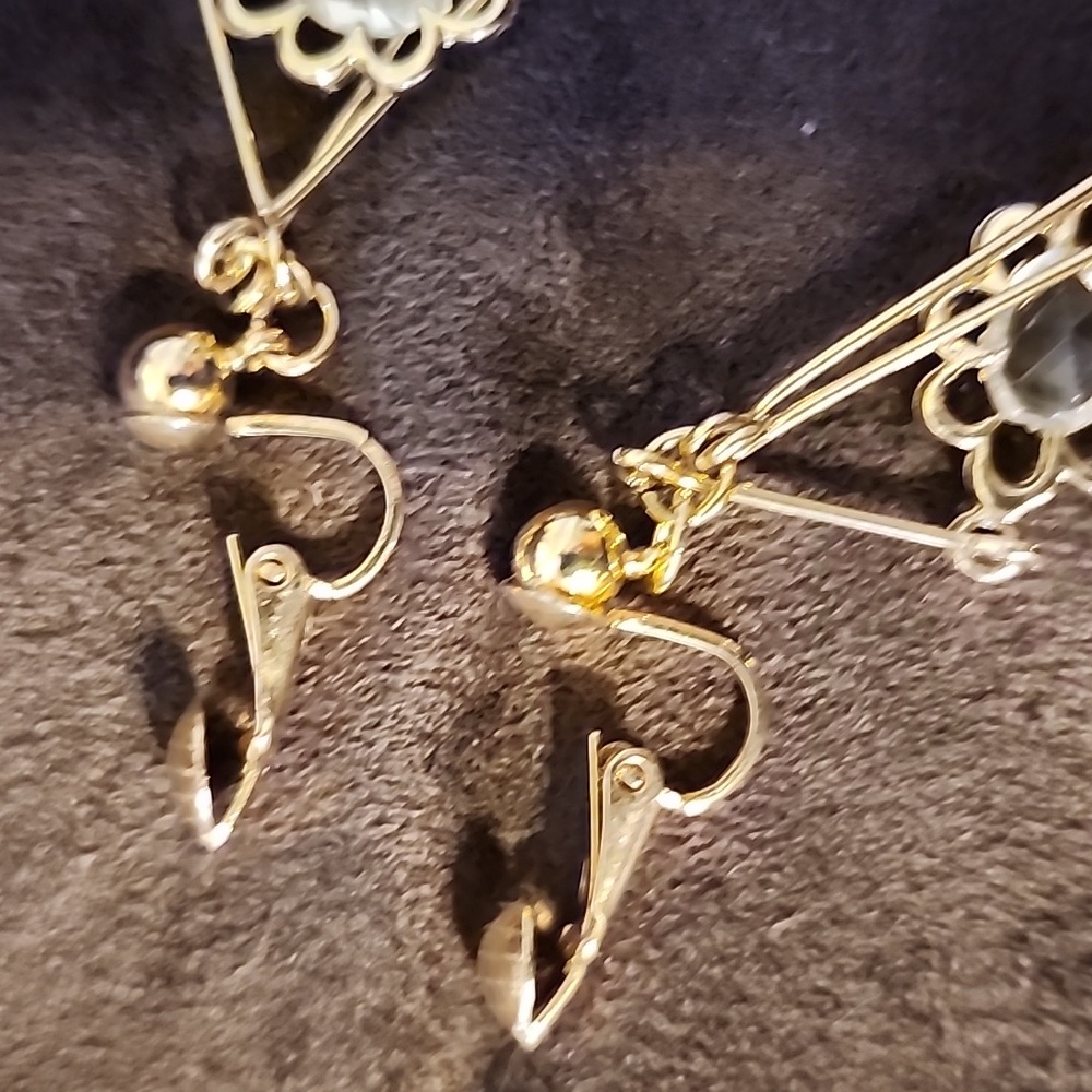 Goldtone Dangling Clip Earrings - Picture 4 of 4